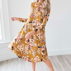 Neesees Dresses Floral Long Sleeve Dress